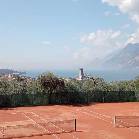 Apartament Luna Wifi Free - Malcesine Bagian luar foto