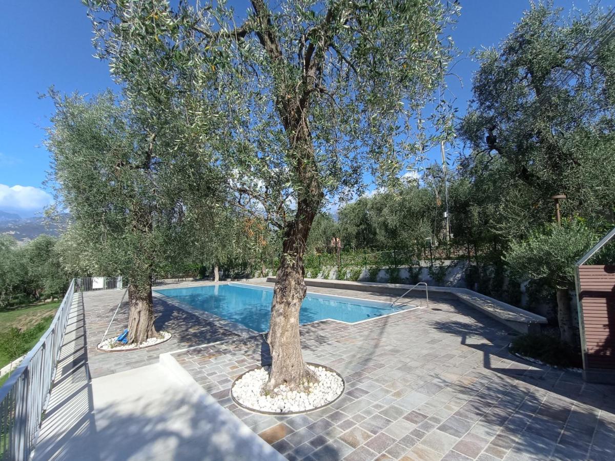 Apartament Luna Wifi Free - Malcesine Bagian luar foto