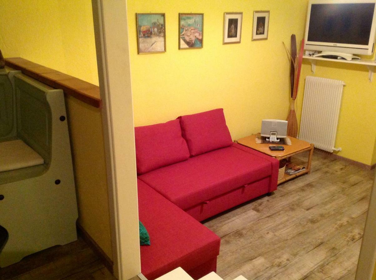 Apartament Luna Wifi Free - Malcesine Bagian luar foto
