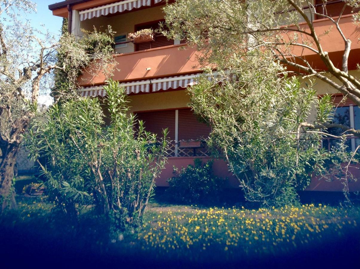 Apartament Luna Wifi Free - Malcesine Bagian luar foto