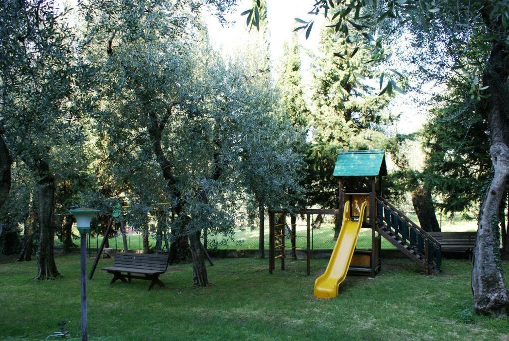 Apartament Luna Wifi Free - Malcesine Bagian luar foto