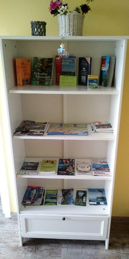 Apartament Luna Wifi Free - Malcesine Bagian luar foto
