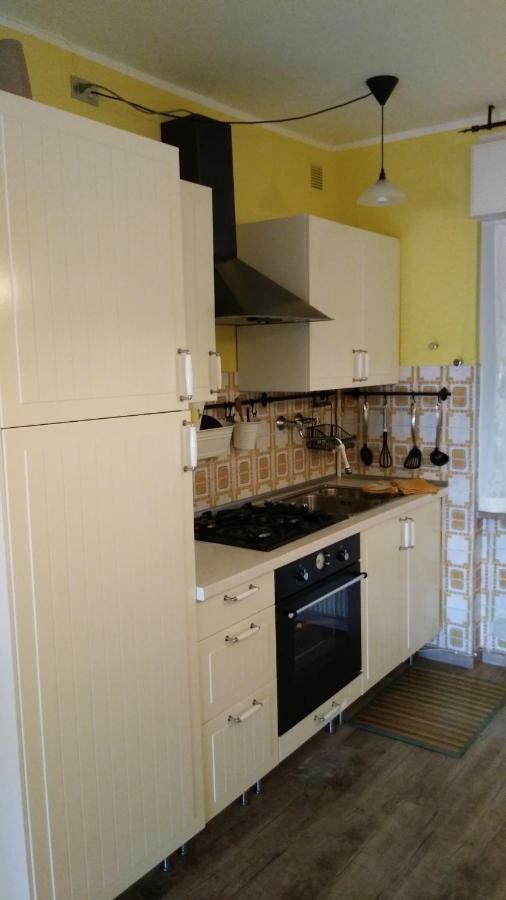 Apartament Luna Wifi Free - Malcesine Bagian luar foto